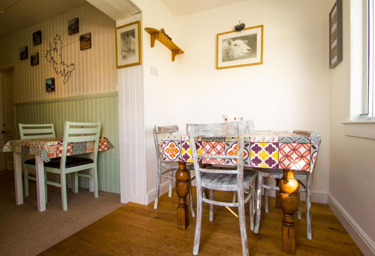 The Red Red Robin Cottage Portree Eksteriør bilde