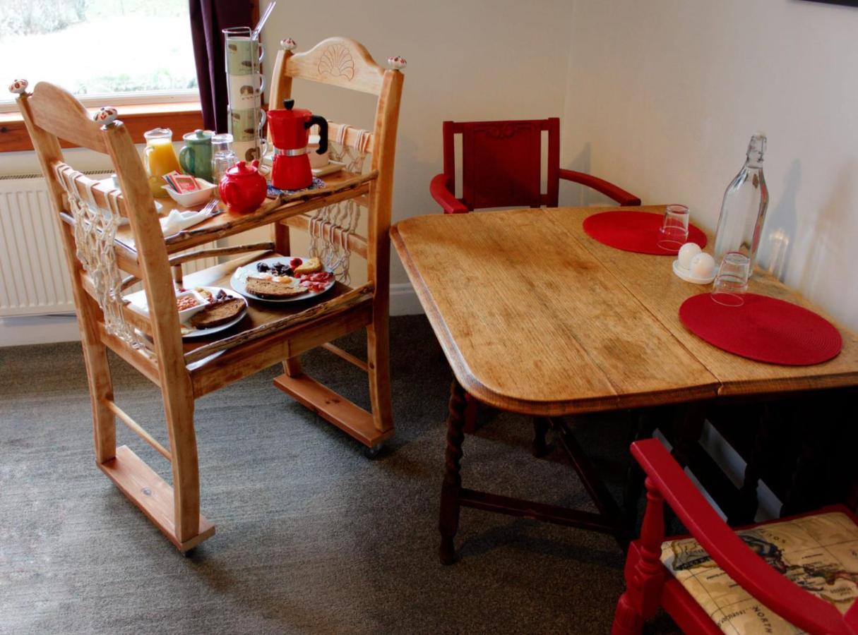 The Red Red Robin Cottage Portree Eksteriør bilde